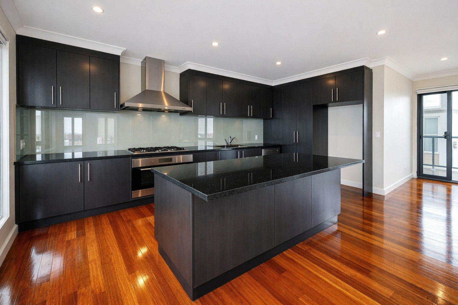 Clean kitchen end of lease Melbourne